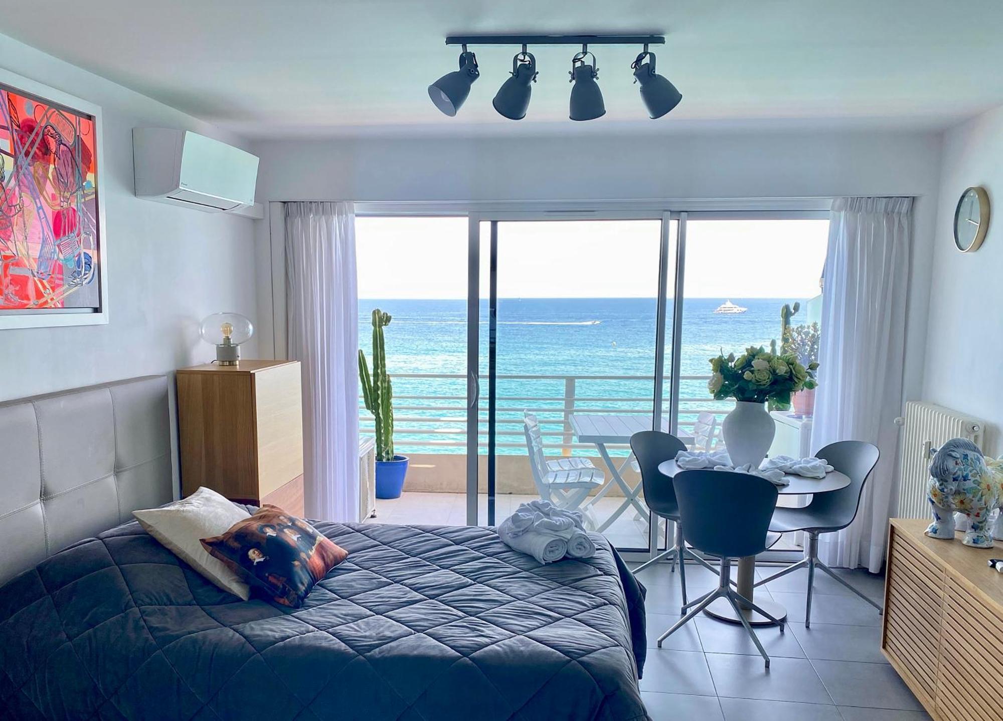 Sea View Studio, Huge Terrace On The 4Th Floor Leilighet Menton Eksteriør bilde